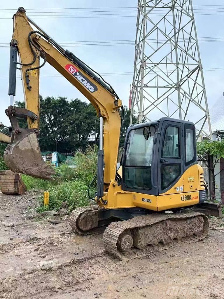 XCMG XE 60 DA Гусеничные экскаваторы