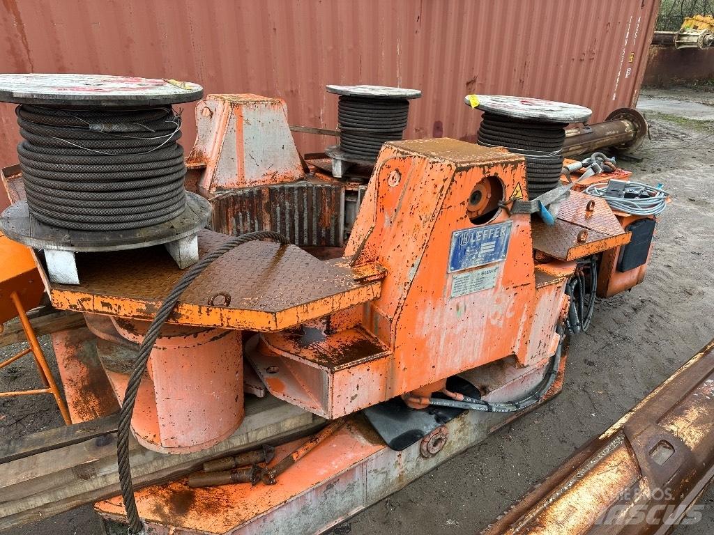 Leffer VRM 150 KL Гусеничные буровые установки