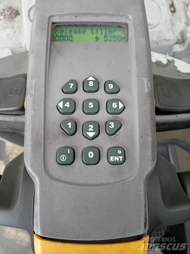 UniCarriers PMR 200F Самоходные электрические тележки
