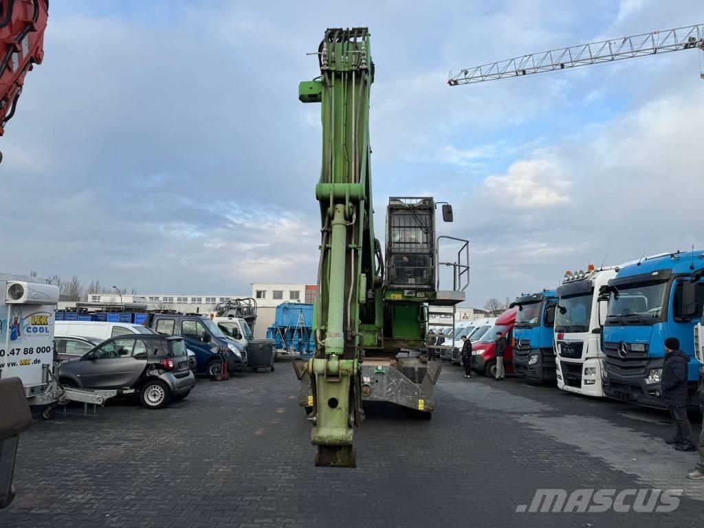 Sennebogen 821 E Колёсные экскаваторы