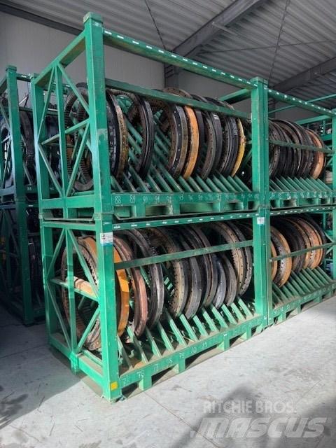 Liebherr USED PARTS Радиаторы