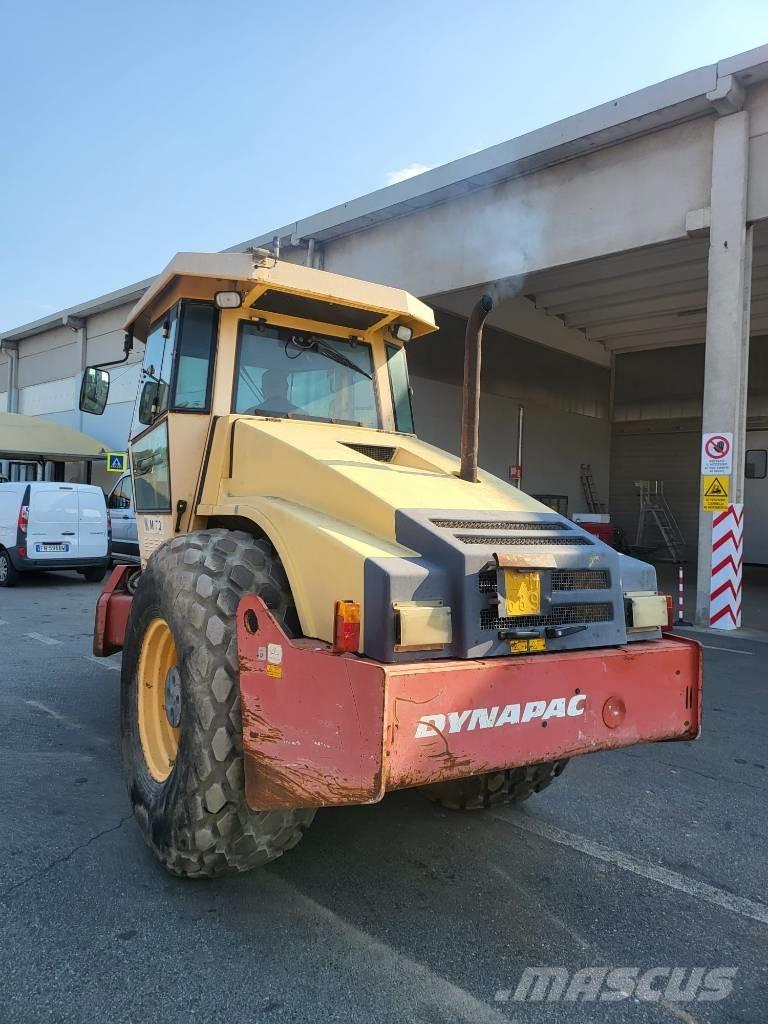 Dynapac CA 302 D Грунтовые катки
