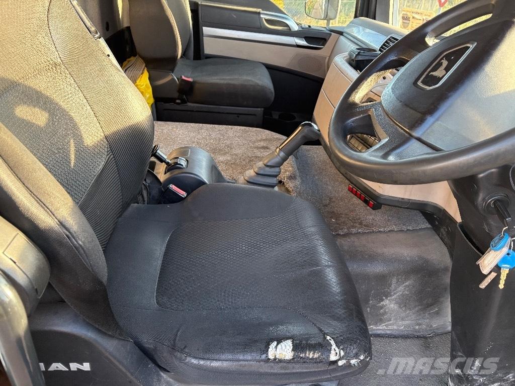 MAN TGM 18.250 Скиповые погрузчики