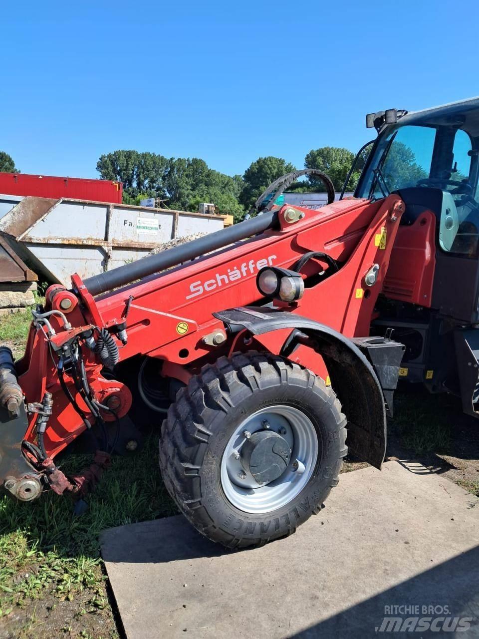 Schäffer 6680 T Малые погрузчики