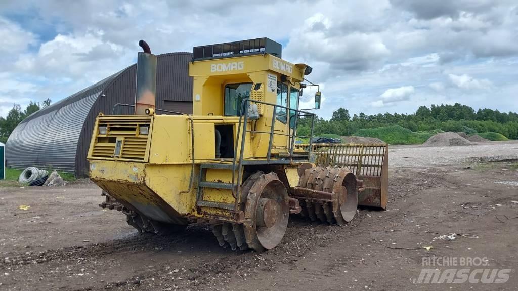 Bomag BC 571 RB Уплотнители для закладки отходов