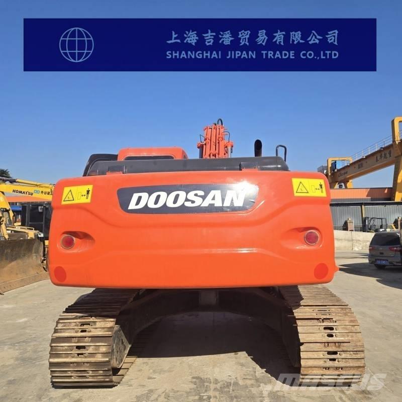 Doosan DX 225 Гусеничные экскаваторы
