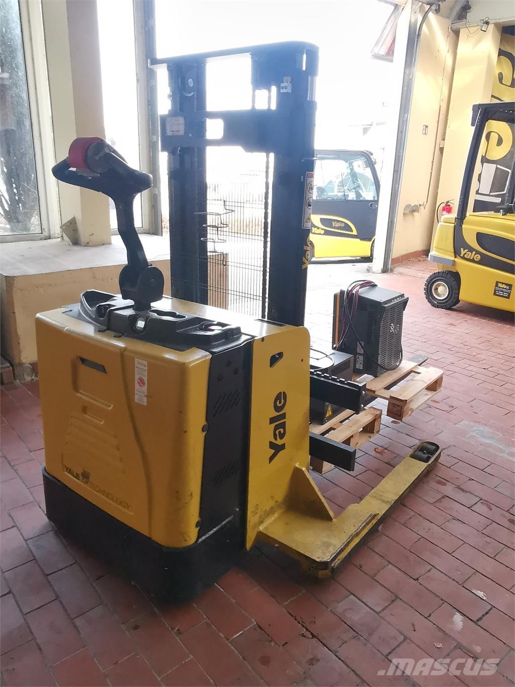 Yale MS15XSL Самоходные электроштабелёры
