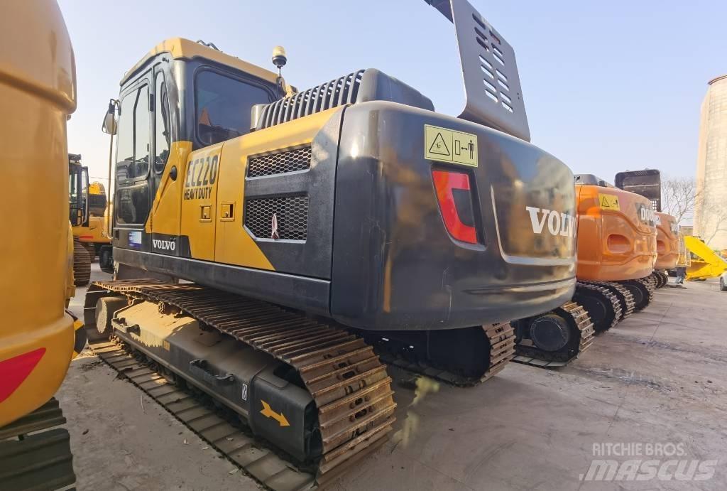 Volvo EC 220 Гусеничные экскаваторы