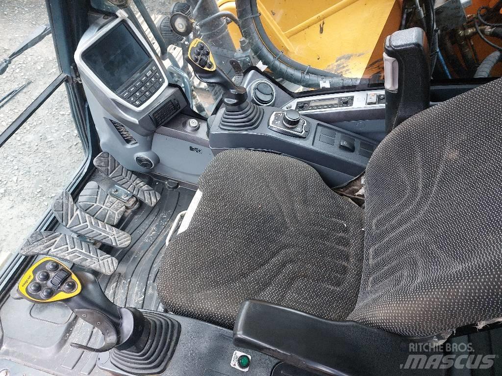 Hyundai HX 220 L Гусеничные экскаваторы