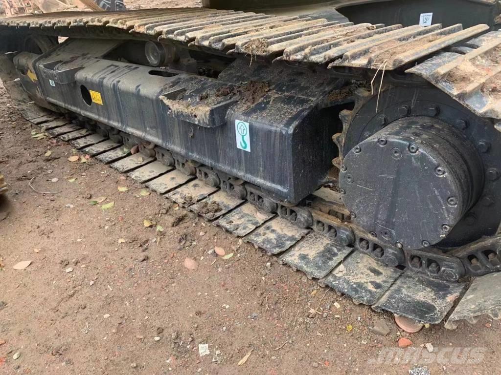 Komatsu PC 120 Гусеничные экскаваторы