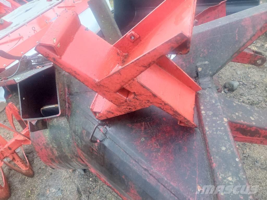 Esko 240 Снегоуборщики