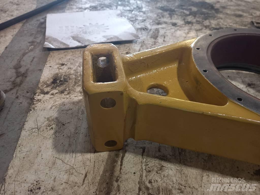 CAT 988 H Оси
