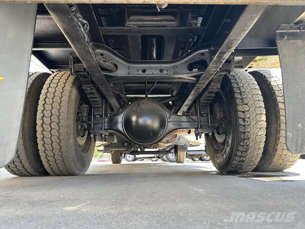 Ford F 750 SD Сельхозтехника - Другие