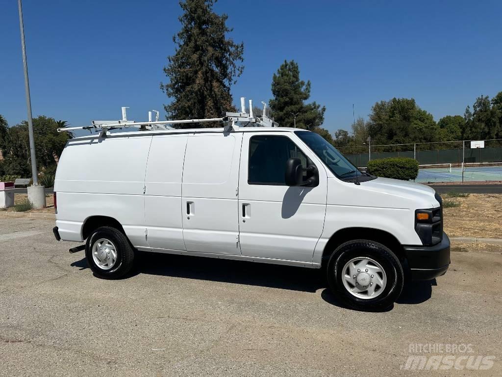 Ford E 250 Изотермический фургон