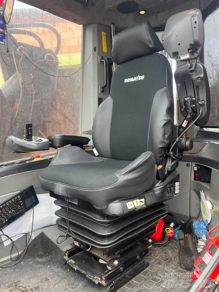 Komatsu 931 XC Харвестеры