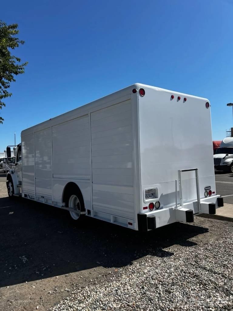 Freightliner M2 Грузовики для доставки напитков