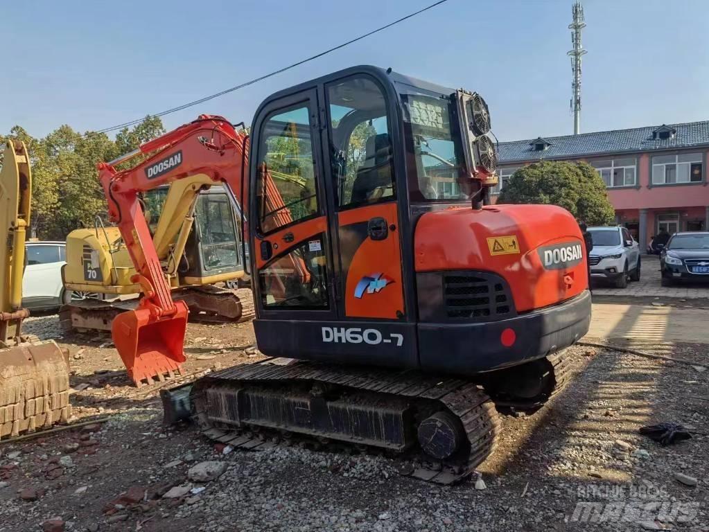 Doosan DH 60-7 Мини-экскаваторы
