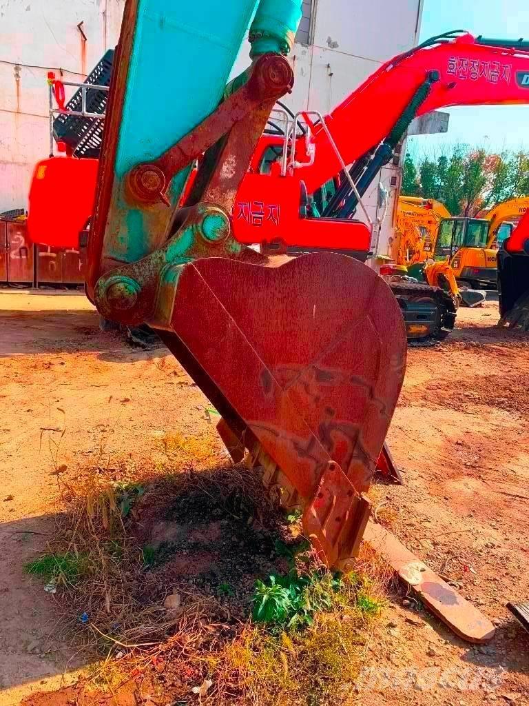 Kobelco SK 210 LC-8 Гусеничные экскаваторы
