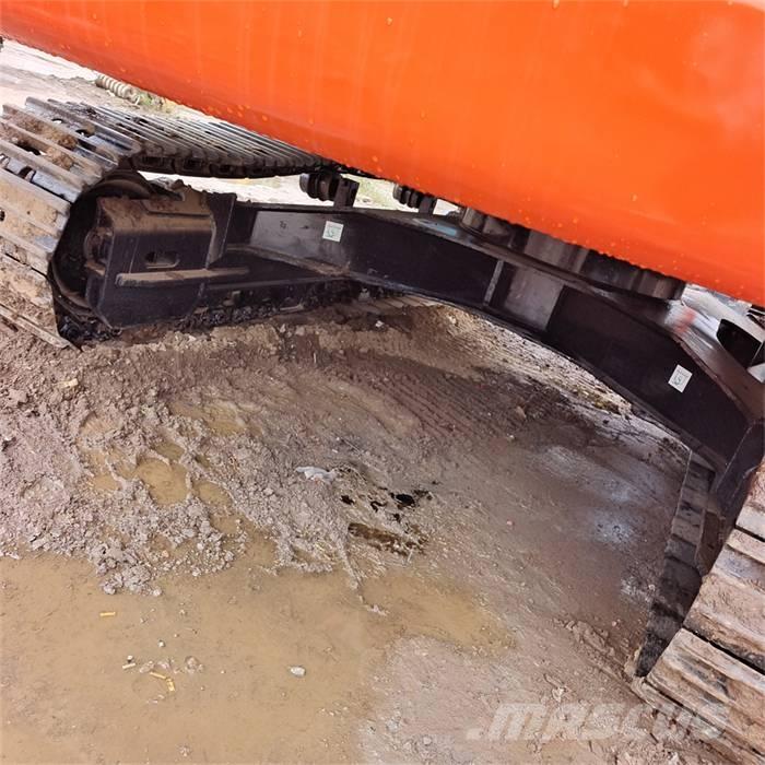 Doosan DX 340 LC Гусеничные экскаваторы