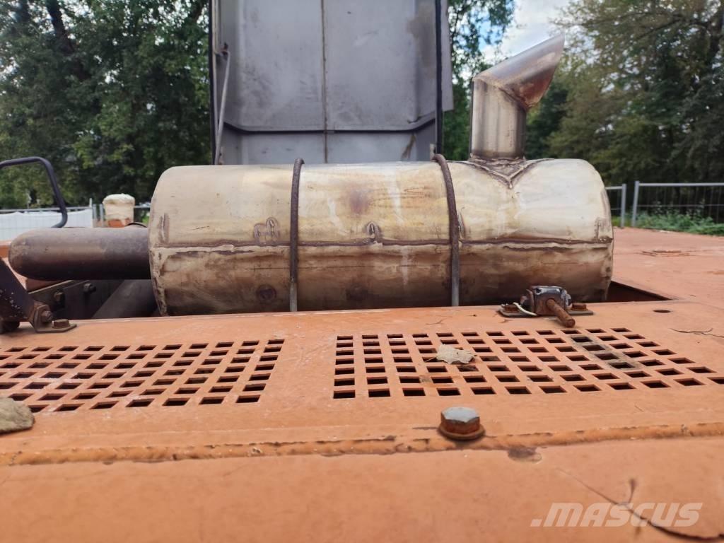 Hitachi EX 200-3 Гусеничные экскаваторы
