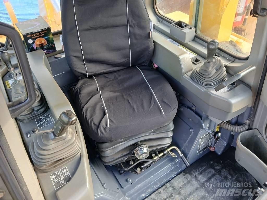 Komatsu D375AX Гусеничные бульдозеры