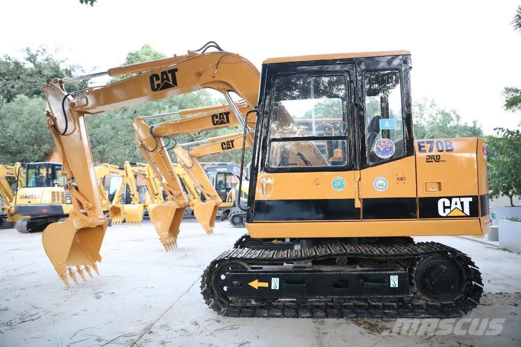 CAT E 70 B Мини-экскаваторы