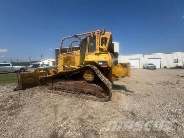CAT D 6 N Гусеничные бульдозеры