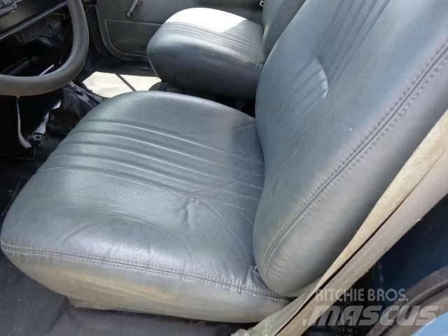 GMC C7500 Грузовики-платформы/боковая разгрузка