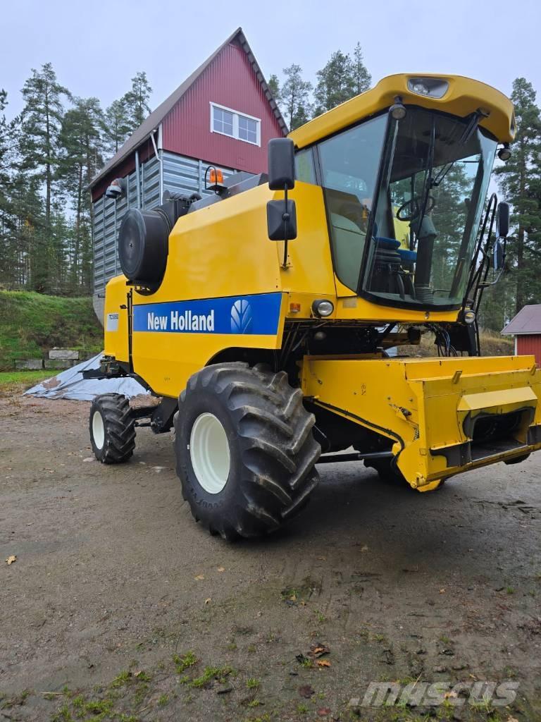 New Holland TC 5050 Зерноуборочные комбайны
