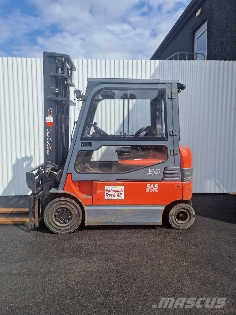 Toyota 7 FBMF 30 Электропогрузчики