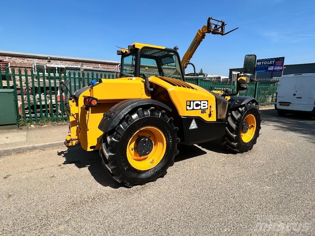 JCB 526-56 Agri Сельскохозяйственные телескопические погрузчики