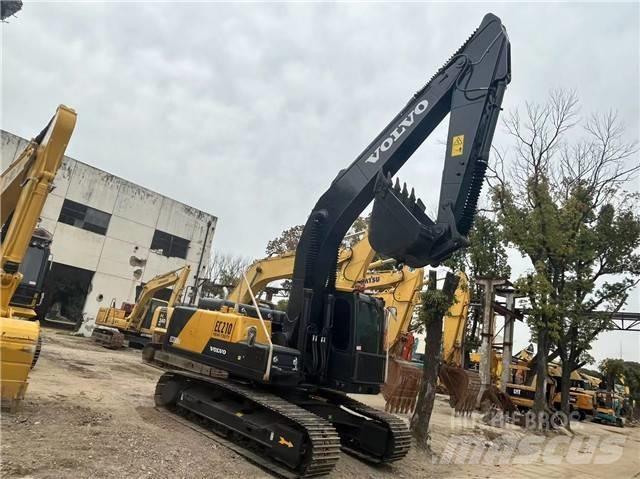 Volvo EC 210 Гусеничные экскаваторы