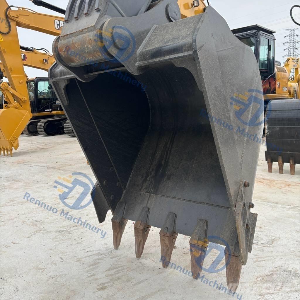 Volvo EC210 Гусеничные экскаваторы