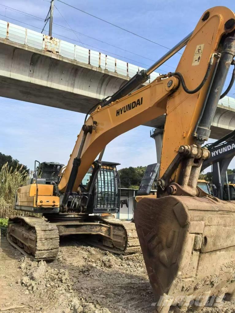 Hyundai 520VS Гусеничные экскаваторы