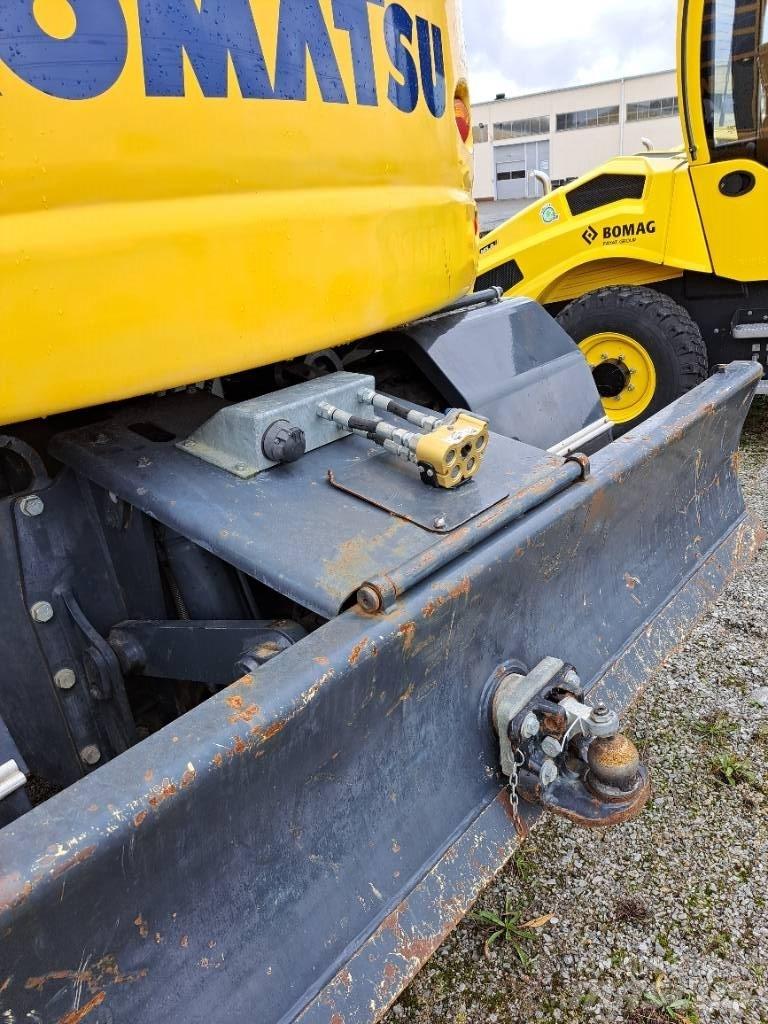 Komatsu PW148-11 Колёсные экскаваторы