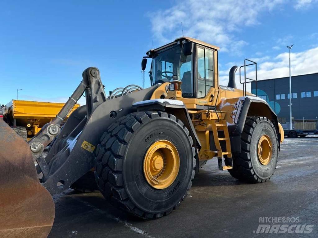 Volvo L 220 G Фронтальные погрузчики