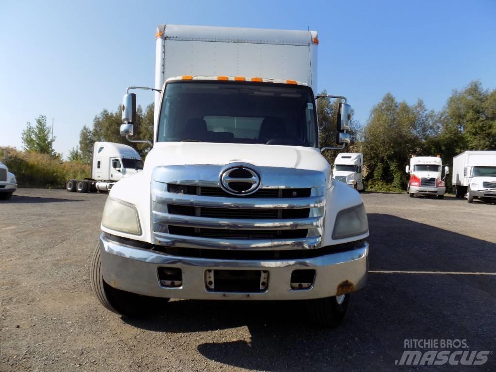Hino 358 Грузовики-Рефрижераторы