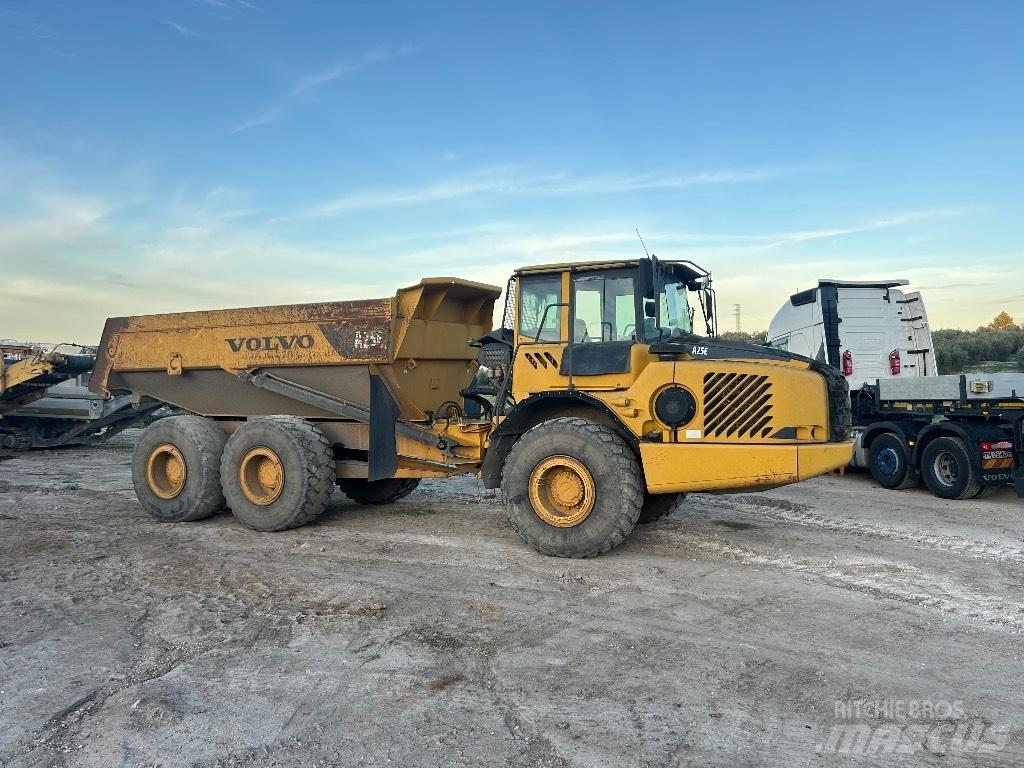Volvo A 25 E Шарнирно-сочленённые самосвалы