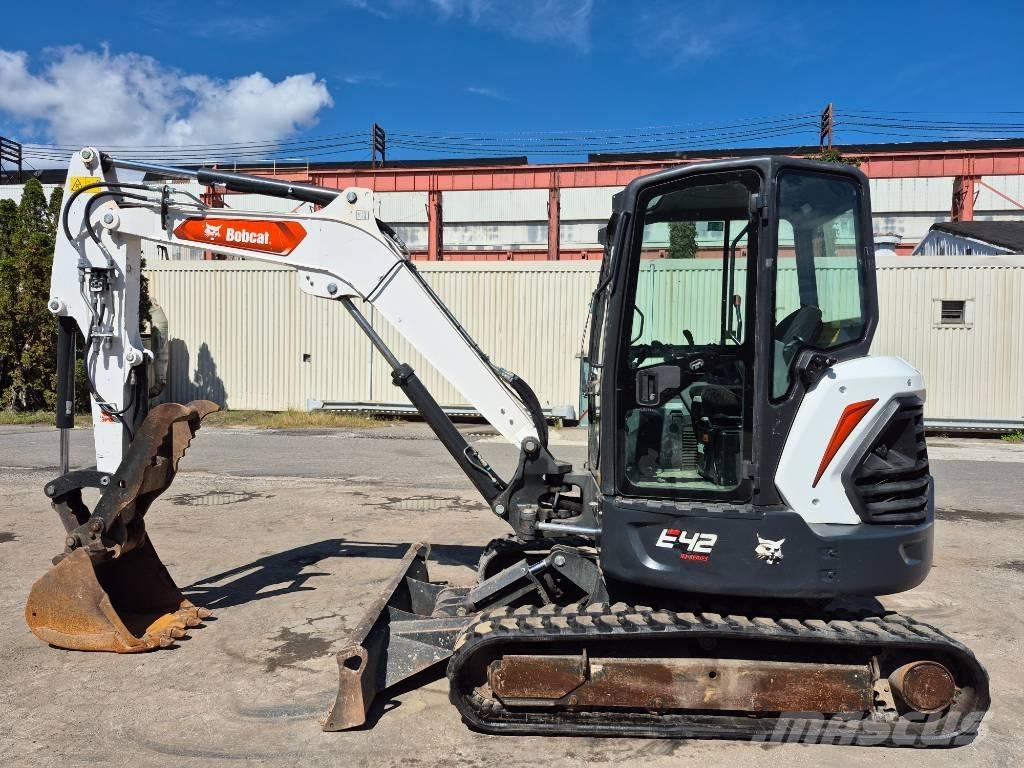 Bobcat E 42 Мини-экскаваторы
