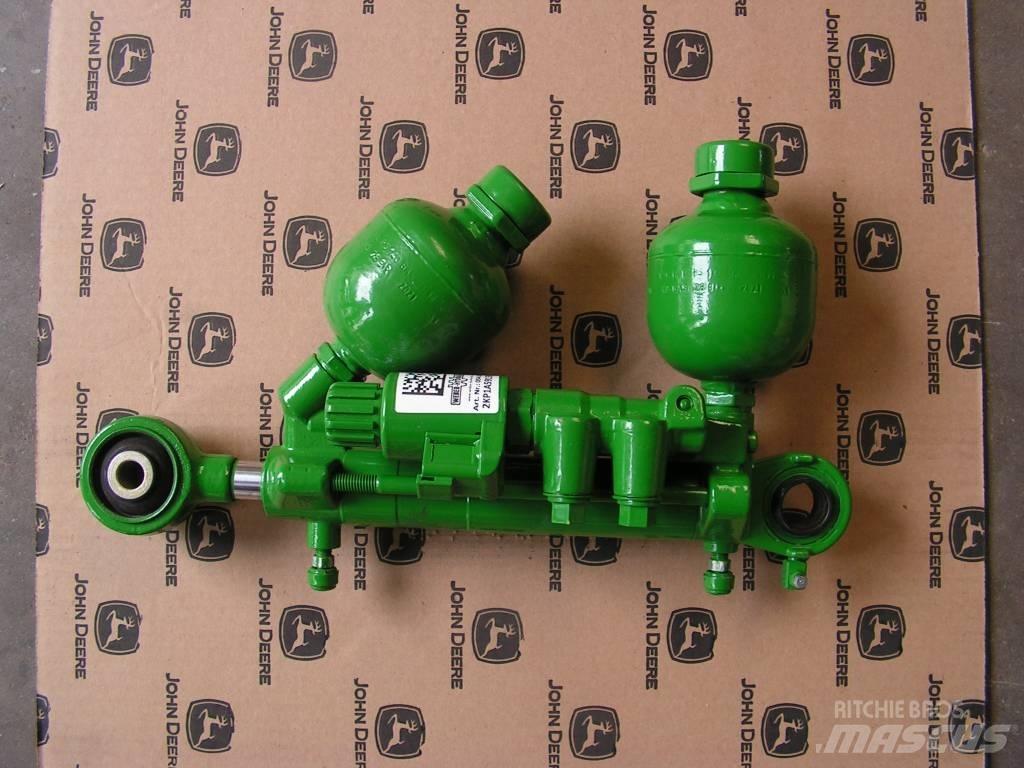John Deere 6150 R Кабины