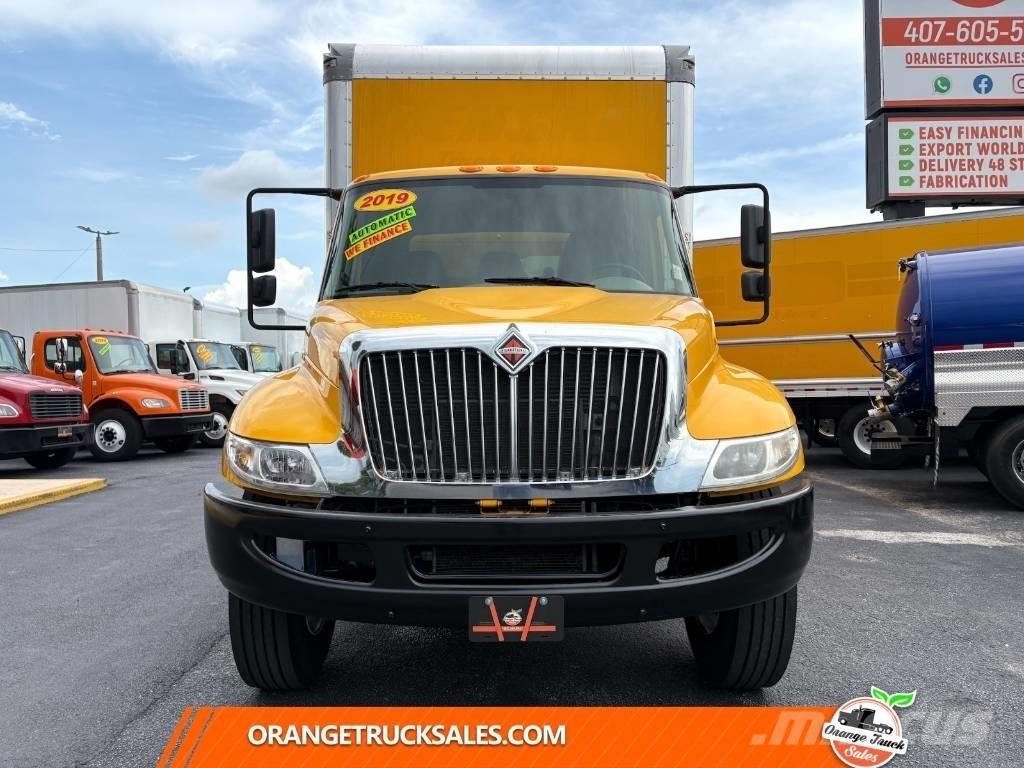 International 4300 Грузовики-Фургоны