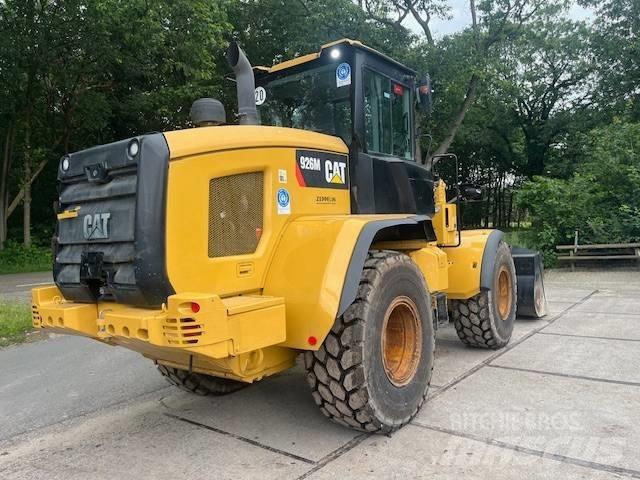 CAT 926 M Фронтальные погрузчики