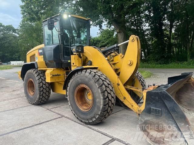 CAT 926 M Фронтальные погрузчики