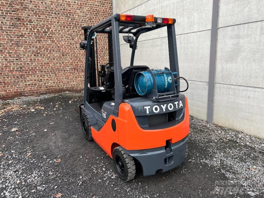 Toyota 02-8 FGF 15 Газовые погрузчики