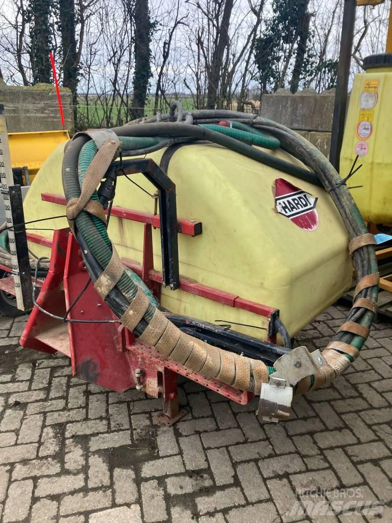 Hardi Opbouw spuit Навесные опрыскиватели