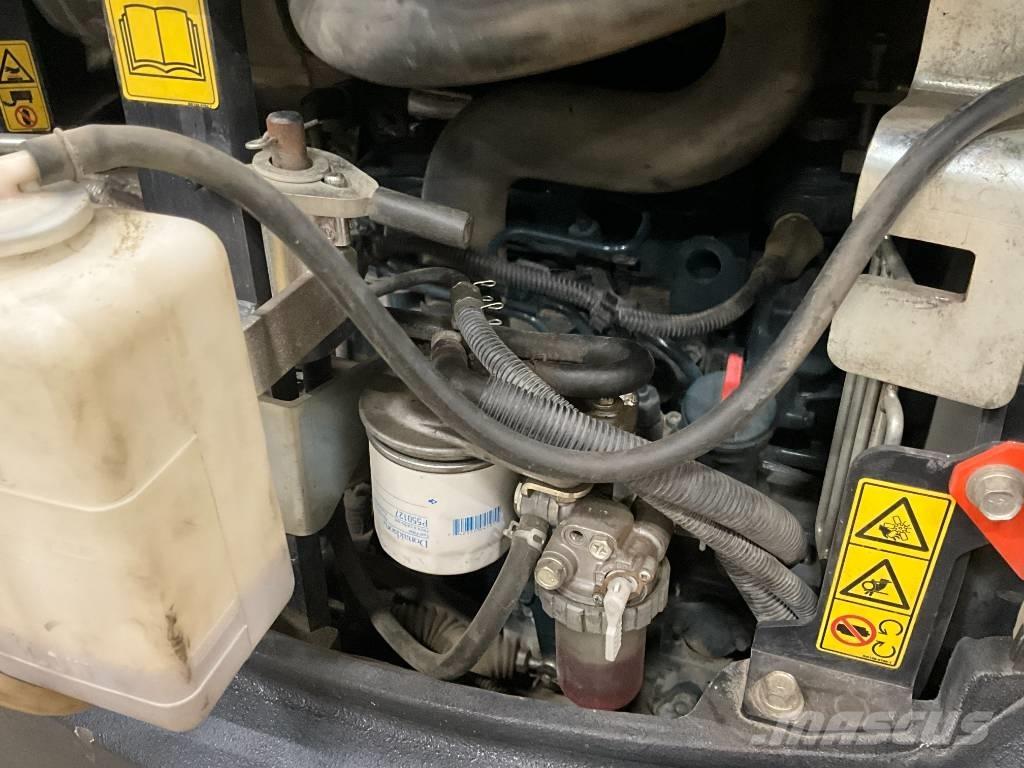 Kubota U 27-4 Мини-экскаваторы