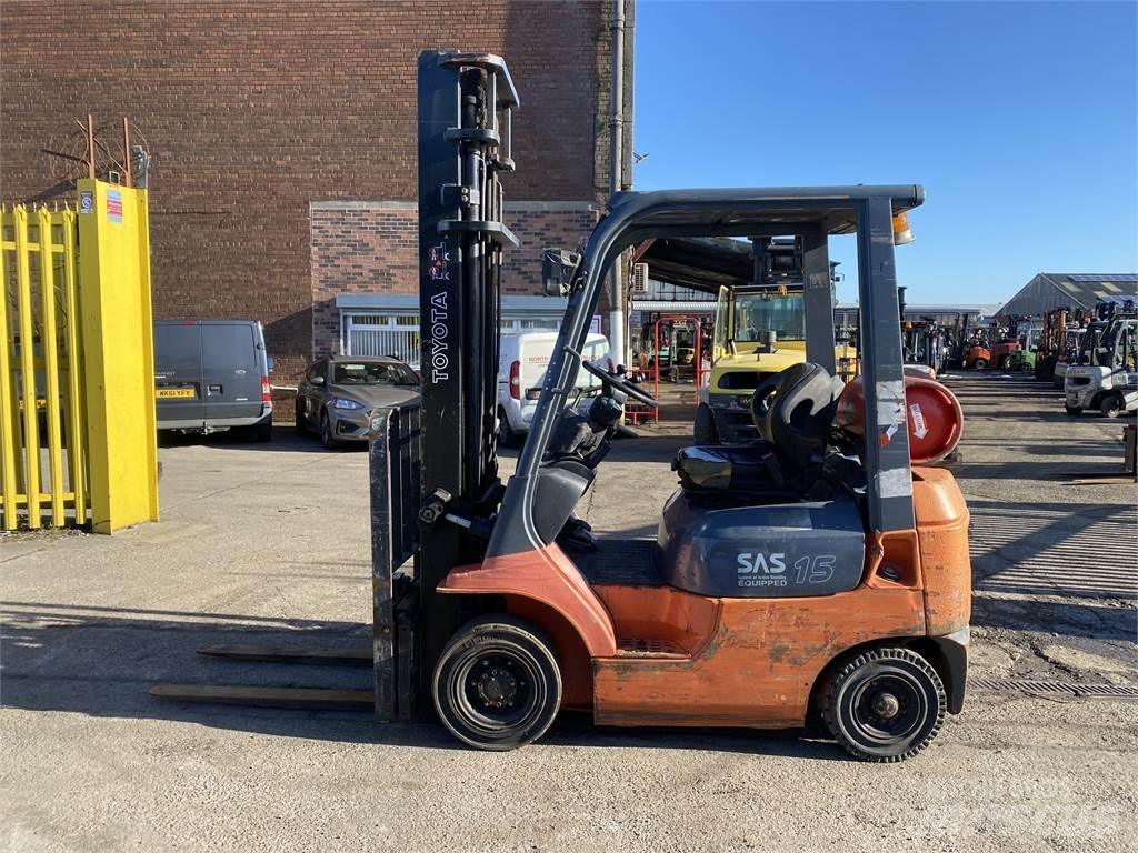 Toyota 42-7FGF15 Газовые погрузчики