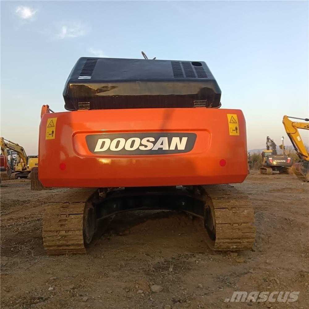 Doosan DH300LC-7 Гусеничные экскаваторы