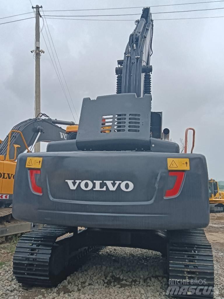 Volvo EC 240 Гусеничные экскаваторы