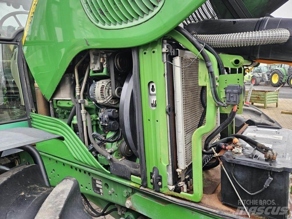 John Deere 6520 Трактора